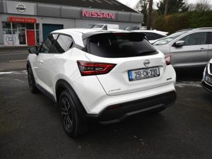 Nissan Juke 251 DEMO. HYBRID PREMIUM - Image 4