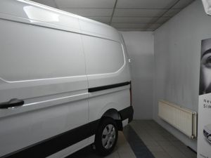 Nissan Interstar SAVE €5,500. Demo. 0 mileage.  L2 - Image 3