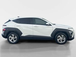 Hyundai KONA 1.6 HYBRID Signature Auto - Image 2