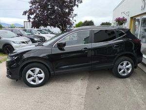 Nissan Qashqai 1.7d SV 4WD inc VAT - Image 4