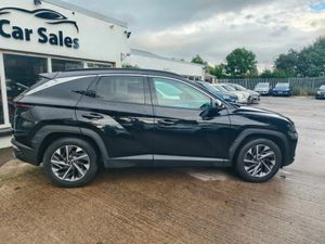 Hyundai Tucson 2WD Executive Plus - Image 4