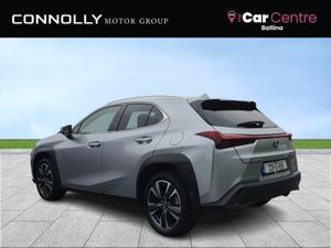 Lexus UX Dynamic auto 1.8 Hybrid - Image 3