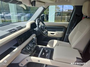 Land Rover Defender 110 PHEV S Campaign - Image 4