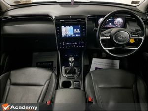 Hyundai Tucson ix35 Executive 5DR - Image 2