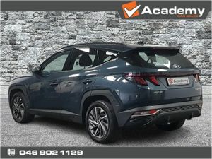 Hyundai Tucson ix35 Executive 5DR - Image 3