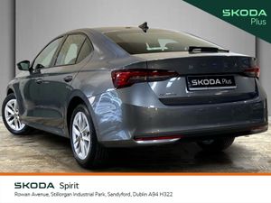 Skoda Octavia Selection 1.5tsi 115bhp DSG Mhev - Image 4