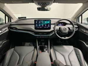 Skoda Enyaq IV 80 - Reversing Camera - Ambient Li - Image 4
