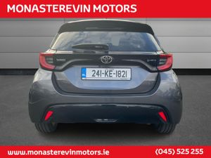 Toyota Yaris HYBRID PLATINUM - Image 3