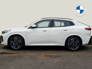 BMW iX2 eDrive20 M Sport - Image 3