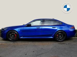 BMW M5 Saloon - Image 3