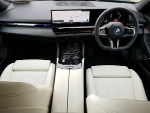 BMW 5-Series 530e M Sport - Image 4