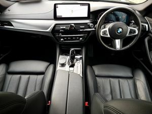 BMW 5-Series 520d M Sport - Image 4
