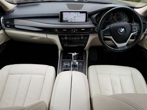 BMW X5 sDrive25d SE - Image 4