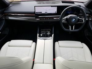 BMW 5-Series 530e M Sport Pro - Image 4