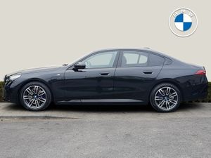 BMW 5-Series 530e M Sport - Image 4