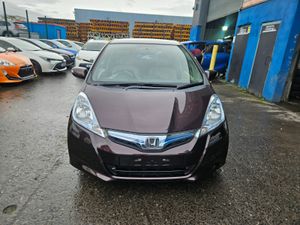 2013 Honda Fit Hybrid Automatic - Image 2