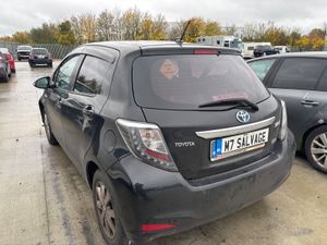 14 Yaris Hybrid NCT 9/26 170km Sarting - Image 4