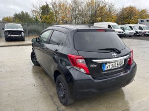 15 Vitz Auto NCT 7/27 Only 30 km Starting - Image 3