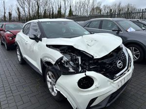 21 Juke SV Premium 1.0 Petrol 40km Starting - Image 2