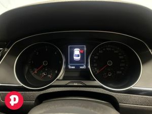 Volkswagen Passat Business 2.0tdi150 4DR - Straigh - Image 4