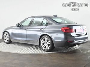 BMW 3-Series 330e Sport - Image 4