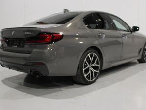 2021 BMW 530E M SPORT - Great Spec! - Image 4