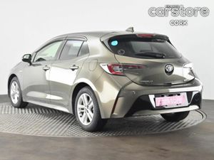 Toyota Corolla 1.8 Hybrid Auto - Image 3