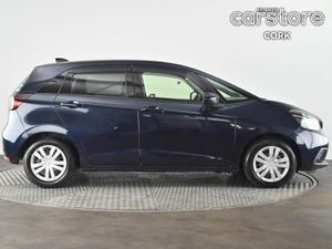 Honda Fit 1.5 hybrid 5DR AUTO - Image 3