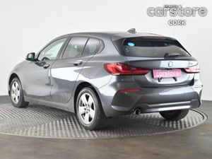 BMW 1-Series 118i 1.5 Auto - Image 4