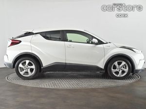Toyota C-HR 1.8 HYBRID Auto - Image 3