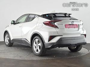 Toyota C-HR 1.8 HYBRID Auto - Image 4