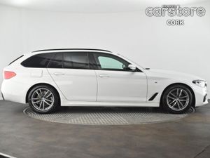BMW 5-Series M SPORT TOURING - Image 3