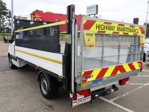 2023 Mercedes-Benz Sprinter 315 S/C Dropside TLift - Image 4