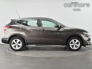 Nissan Qashqai 1.2 PET XE - Image 2