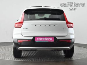 Volvo XC40 PHEV T4 (197hp) Insciption Exp FWD - Image 4