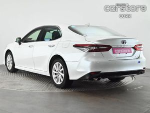 Toyota Camry 2.5 Hybrid Auto - Image 4