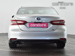Toyota Camry 2.5 Hybrid Auto - Image 4
