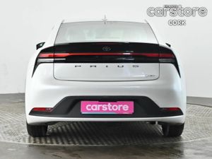 Toyota Prius 2.0 Hybrid Auto - Image 4