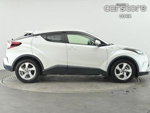 Toyota C-HR 1.8 HYBRID Auto - Image 3