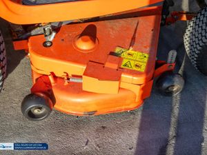2023 Kubota GR2120 Lawnmower - Image 4