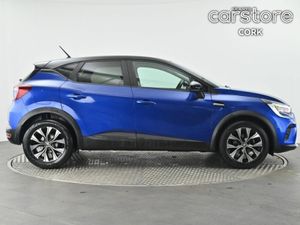 Renault Captur 1.3 TCe 140 Auto DFull Limited - Image 2