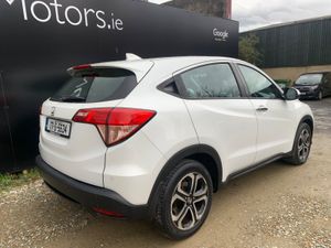 2017 Honda HR-V 1.5 V-TEC ES 5DR - Image 3