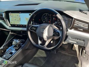 Volkswagen Touareg 3.0TSI PHEV 381HP  Elegance - Image 4