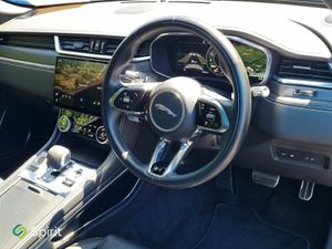 Jaguar F-Pace R-Dynamic Black Edition P400 - Image 4