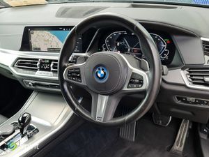 BMW X5  XDrive 45e M-Sport - Image 4