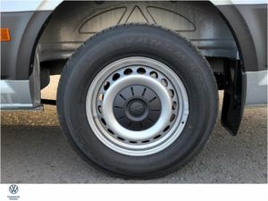 Volkswagen Crafter 30 VAN MWB TRENDLINE TDI 140HP - Image 4