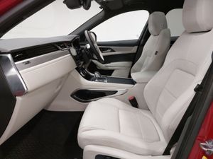 Jaguar F-pace F-Pace Diesel Estate R-Dynamic SE Bl - Image 4