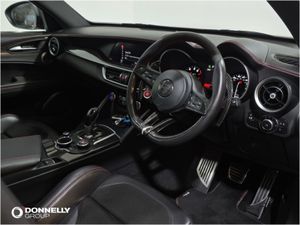 Alfa Romeo Stelvio Estate Quadrifoglio - Image 4
