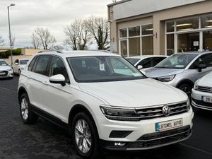 191 VW TIGUAN HIGHLINE 2.0TDI 190BHP AUTOMATIC - Image 4