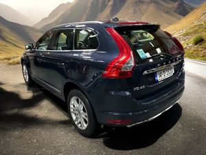 2014 Volvo XC60 D4 (181hp) FWD SE Lux Leather - Image 4